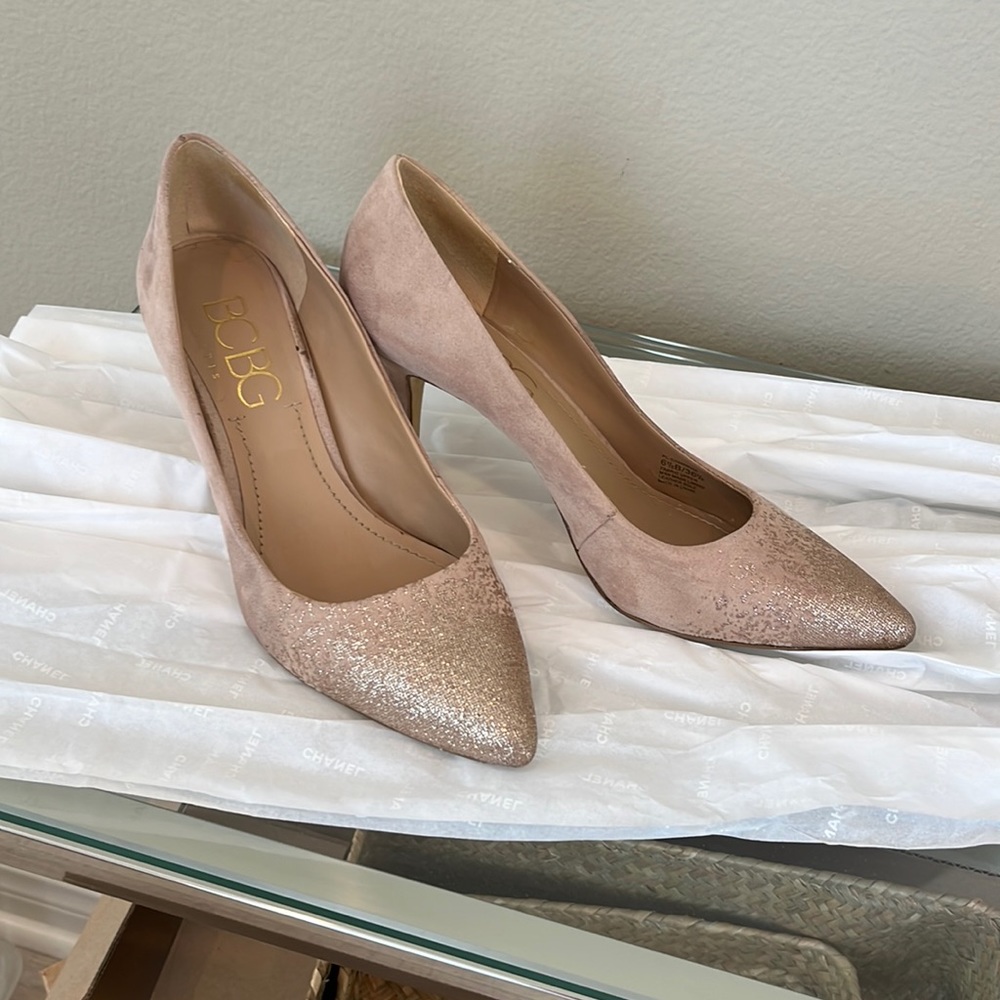 BCBG nude color 3” heel with sparkles on toe area.